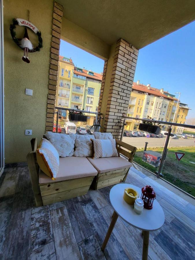 Apartman Bruna Self Check-In Osijek Exterior foto